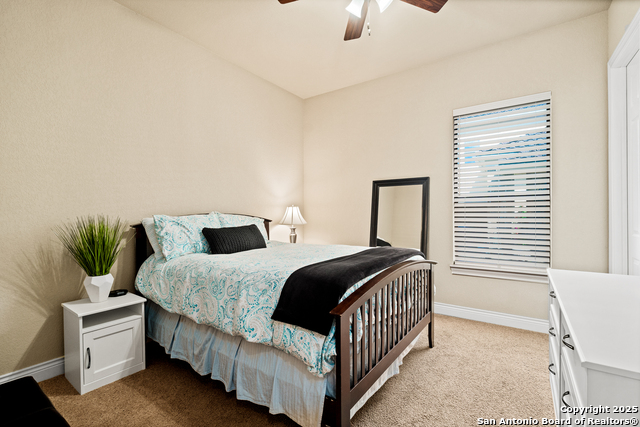 Image 8 of 33 For 25011 Fairway Springs