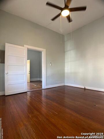 Image 15 of 26 For 203 Devine St