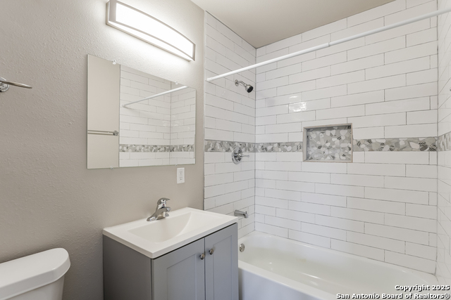 Image 10 of 21 For 607 Lovera  