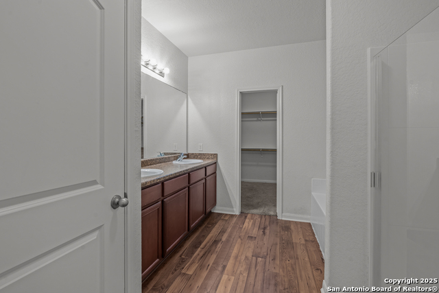 Image 10 of 33 For 6111 Pleasant Mdw