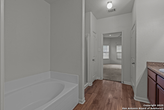 Image 14 of 33 For 6111 Pleasant Mdw