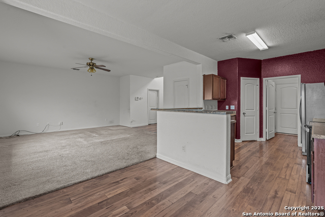 Image 16 of 33 For 6111 Pleasant Mdw