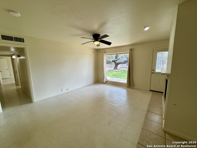 Image 4 of 25 For 6606 Southpoint St  1