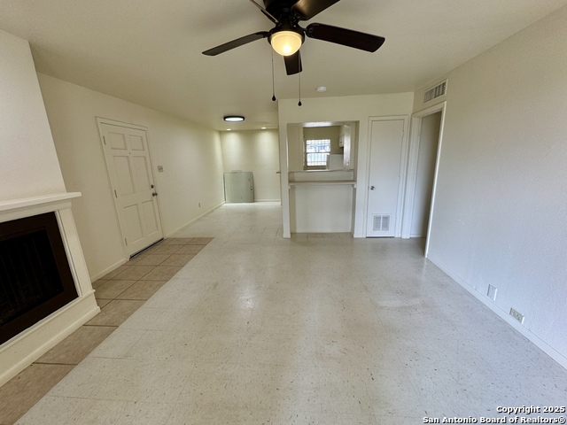 Image 9 of 25 For 6606 Southpoint St  1