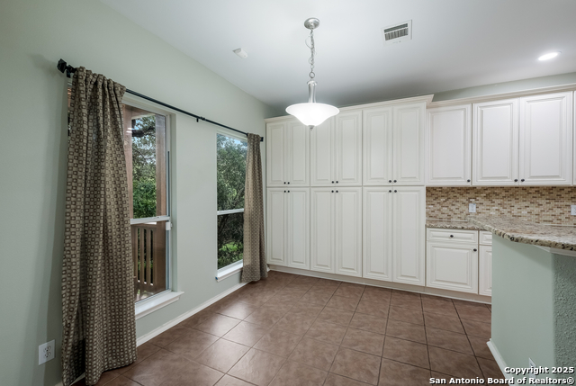 Image 13 of 29 For 327 Willow Grove Dr