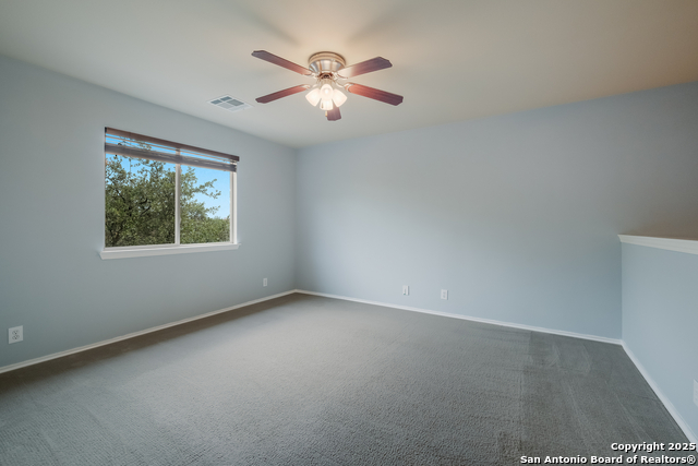 Image 21 of 29 For 327 Willow Grove Dr