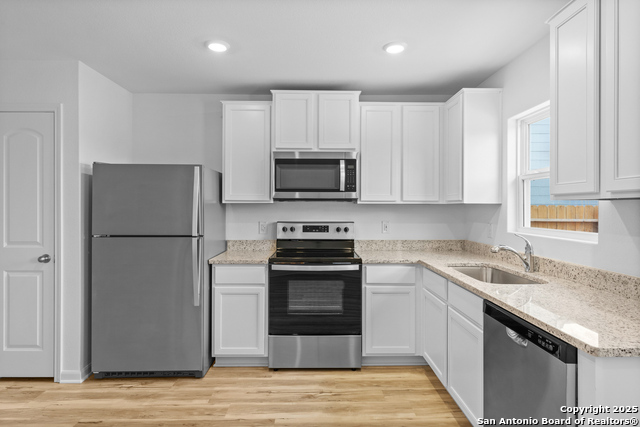 Listing photo id 7 for 11463 Blue Heron Haven