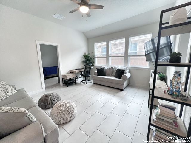 Image 7 of 23 For 3132 Morlanga Street
