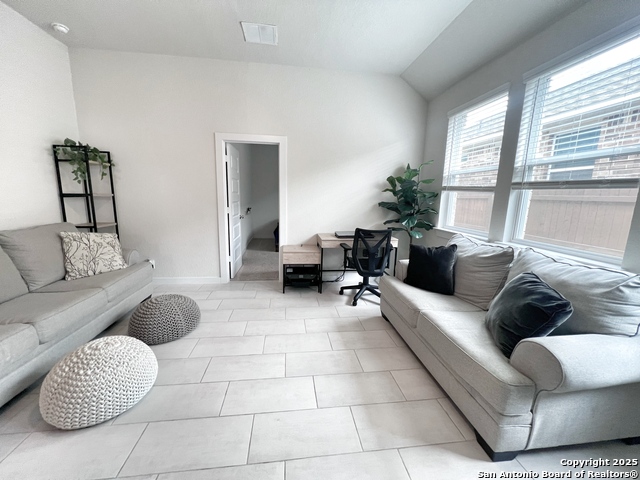 Image 8 of 23 For 3132 Morlanga Street