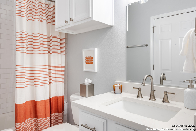 Listing photo id 24 for 5214 Valley Oak