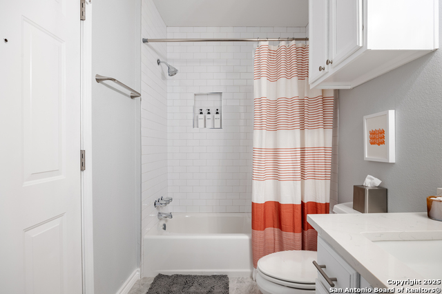 Listing photo id 25 for 5214 Valley Oak