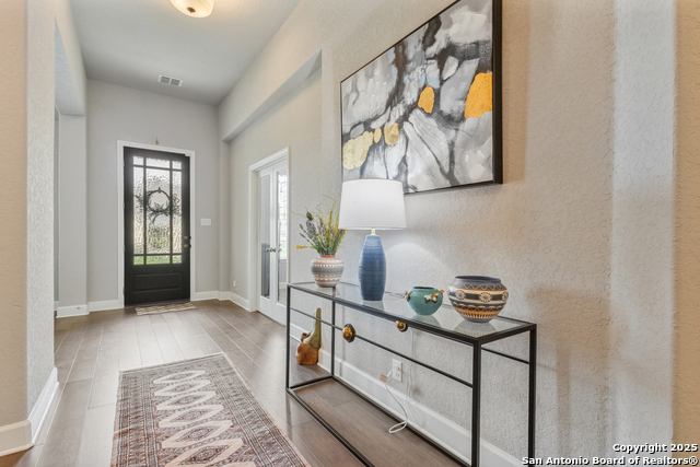 Image 18 of 38 For 28502 Colares Way