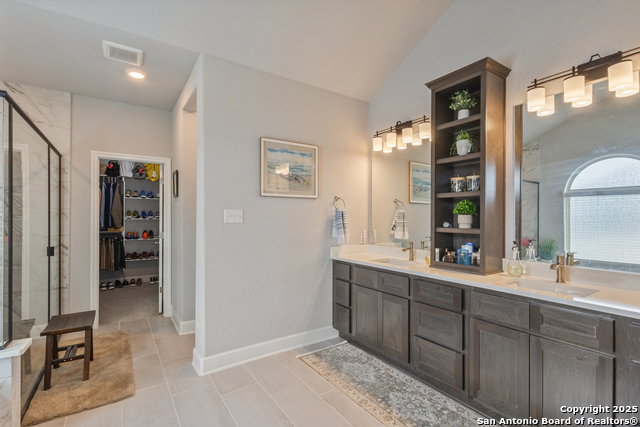 Image 24 of 38 For 28502 Colares Way