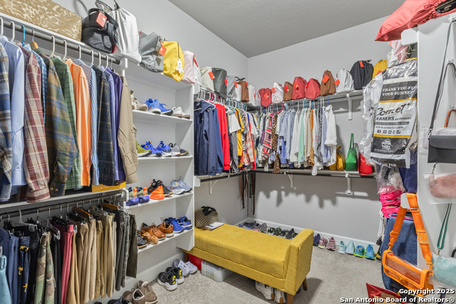 Image 27 of 38 For 28502 Colares Way