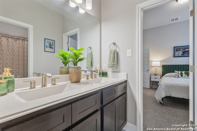 Image 31 of 38 For 28502 Colares Way