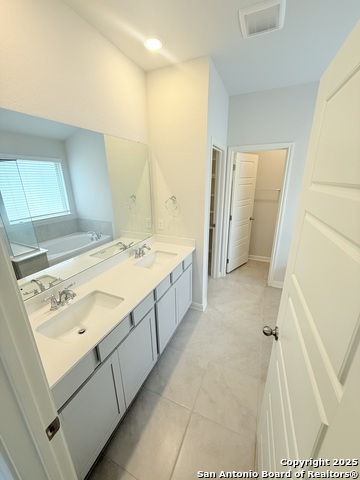 Image 13 of 17 For 16926 Blaise Terrace