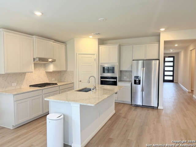 Image 6 of 17 For 16926 Blaise Terrace