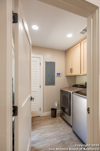 Listing photo id 24 for 122 West Ln  