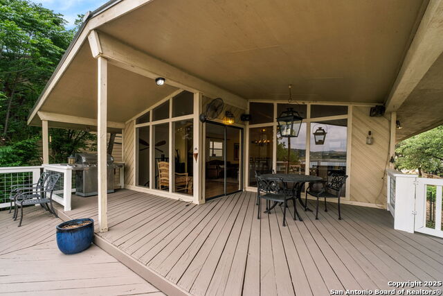 Image 39 of 47 For 1074 Lakebreeze