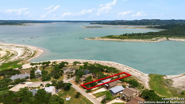Image 9 of 47 For 1074 Lakebreeze