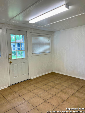Image 4 of 22 For 1616 Redwood St