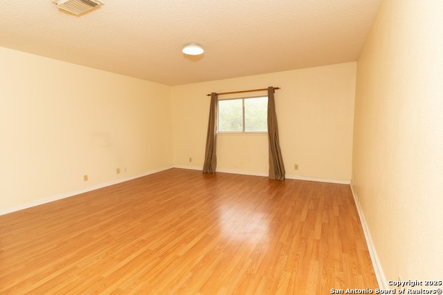 Image 11 of 17 For 13338 Greenstone