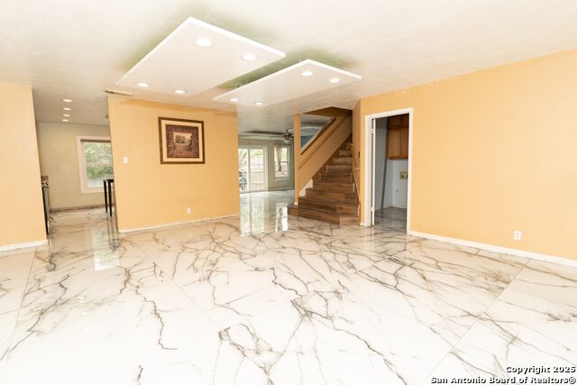 Image 3 of 17 For 13338 Greenstone