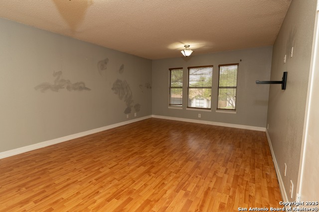 Image 8 of 17 For 13338 Greenstone
