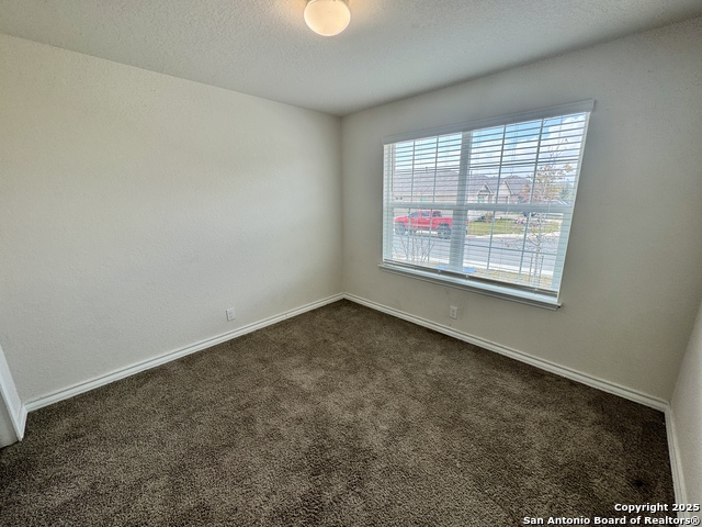 Image 4 of 23 For 287 Cuban Emerald