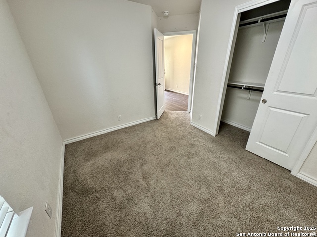 Image 9 of 23 For 287 Cuban Emerald