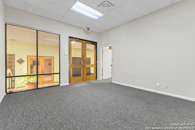 Listing photo id 1 for 16410 Blanco Ste 2