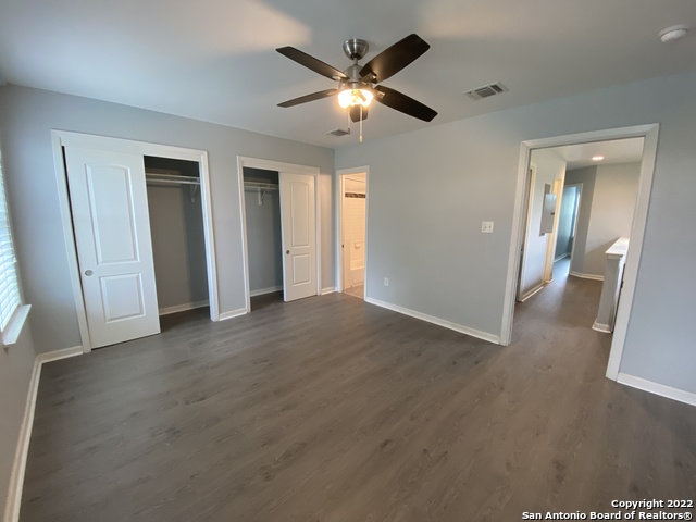 Image 6 of 11 For 527 Olive St S 102
