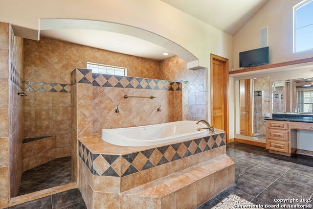Listing photo id 6 for 125 Creek Springs
