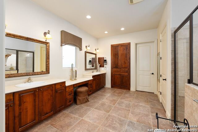 Image 16 of 59 For 6710 Ghia Ln