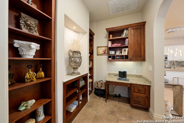 Image 21 of 59 For 6710 Ghia Ln