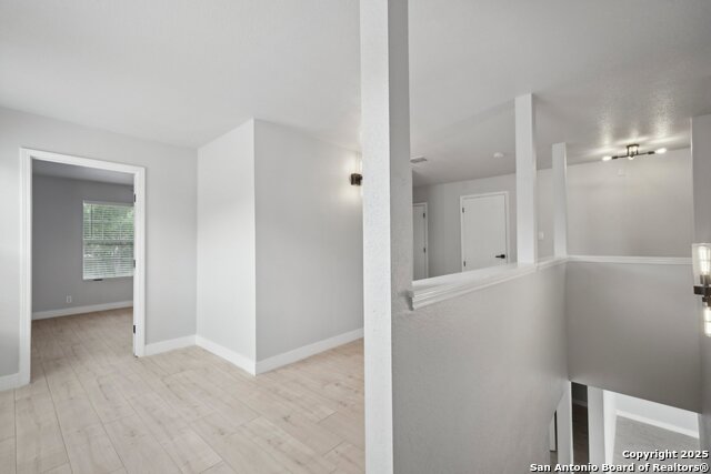 Image 31 of 35 For 7910 Oakwood Pine