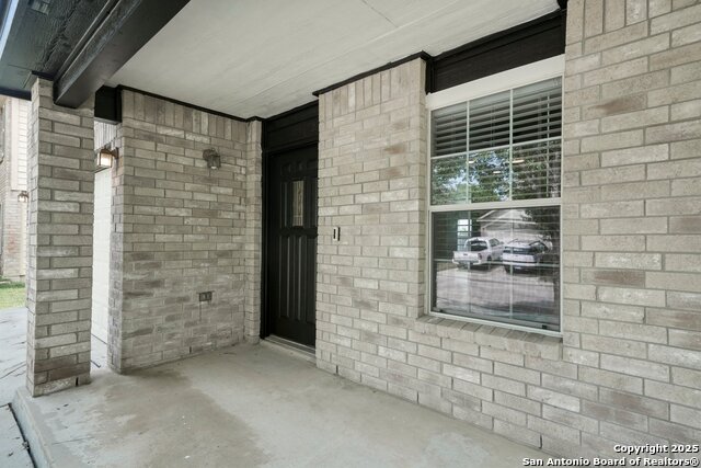 Image 4 of 35 For 7910 Oakwood Pine