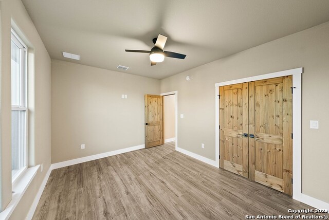 Listing photo id 24 for 502 Sumack Dr W