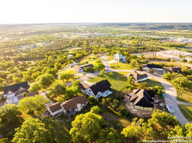 Listing photo id 45 for 502 Sumack Dr W