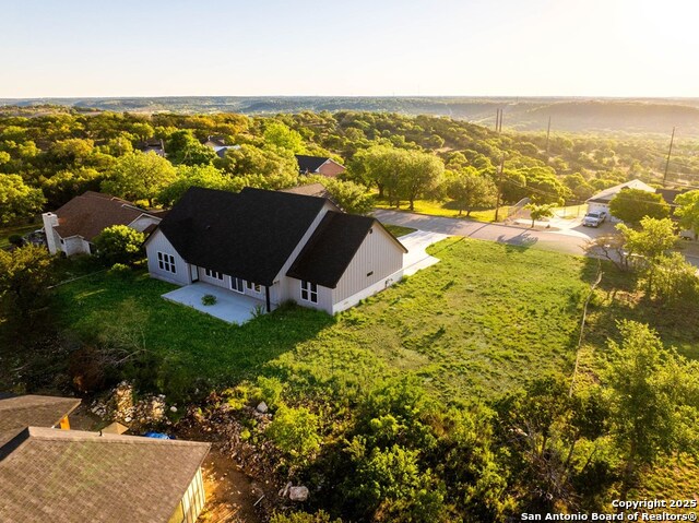 Listing photo id 49 for 502 Sumack Dr W