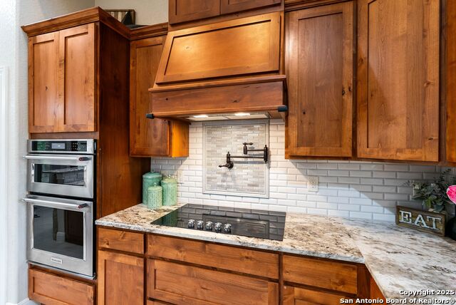 Listing photo id 12 for 140 Wood Valley Dr