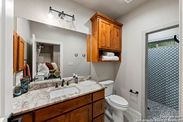 Listing photo id 24 for 140 Wood Valley Dr