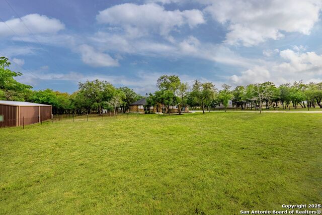 Listing photo id 59 for 140 Wood Valley Dr