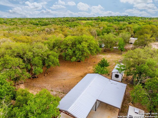 Listing photo id 87 for 140 Wood Valley Dr
