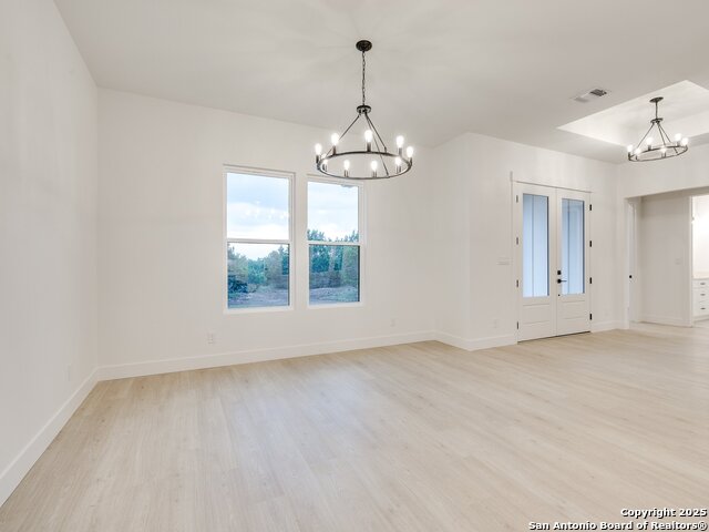 Image 11 of 51 For 265 Vaquero Dr