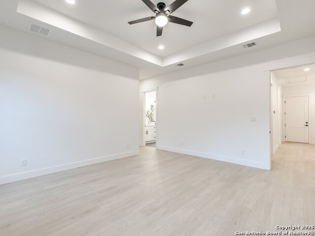 Image 13 of 51 For 265 Vaquero Dr