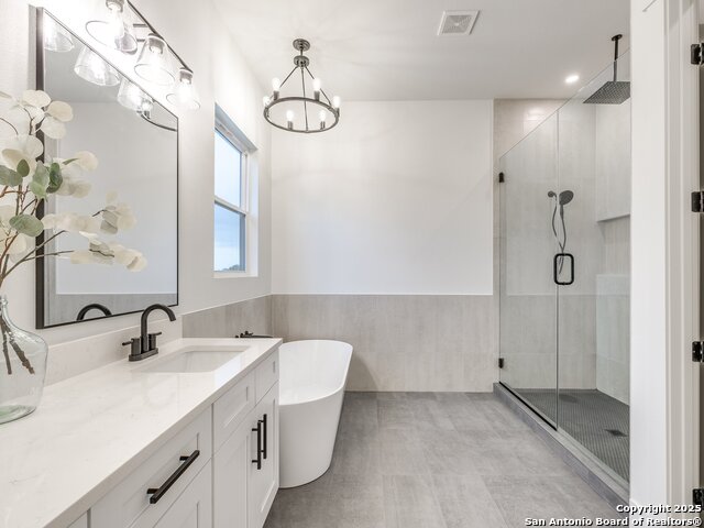 Image 14 of 51 For 265 Vaquero Dr