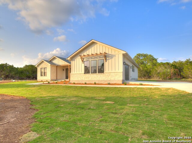 Image 2 of 51 For 265 Vaquero Dr