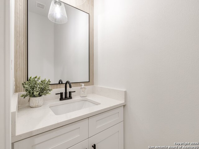 Image 21 of 51 For 265 Vaquero Dr