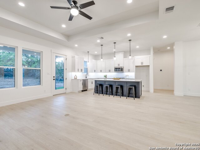 Image 6 of 51 For 265 Vaquero Dr